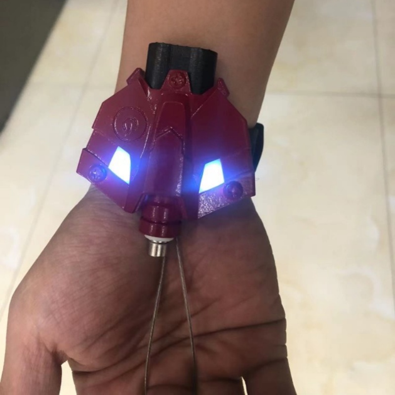 スパイダーシルクランチャーおもちゃ子供のための黒人少年コスプ - Tech Accessories & Gadgets のレビューと価格