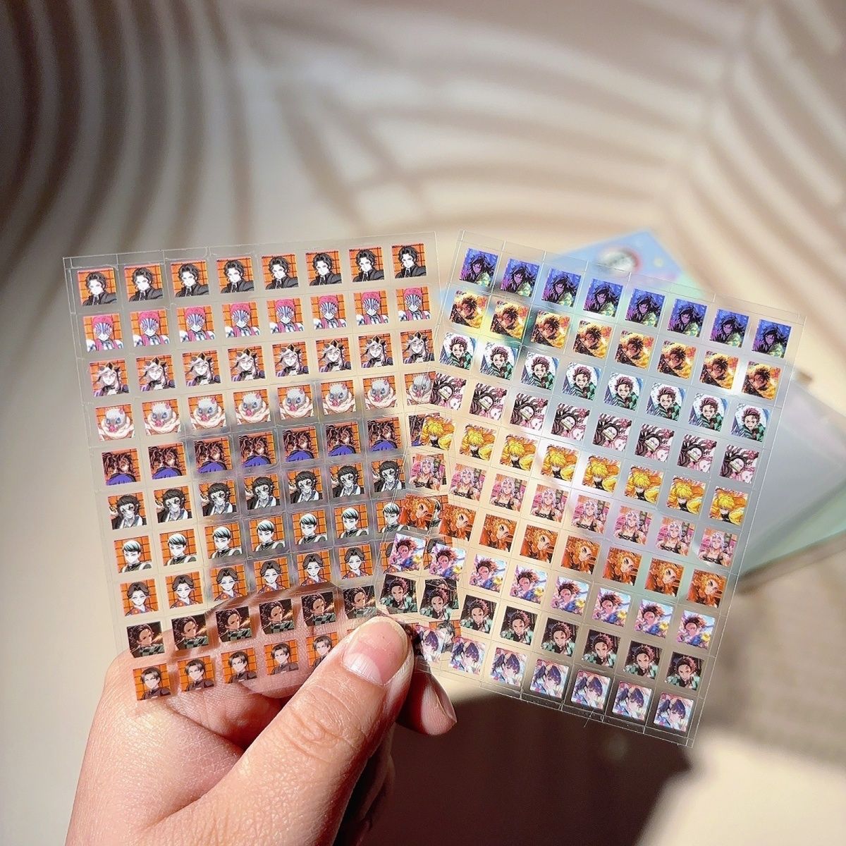 1冊10枚入り 鬼滅の刃ステッカー アニメグッズ ギユ、善逸 - Nail Tech Accessories のレビューと価格